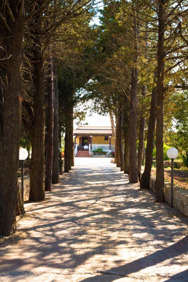 Villa Patrizia-Luxury Villa Mottola Ngoại thất bức ảnh